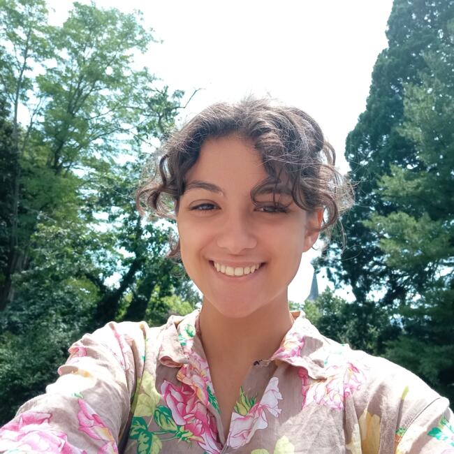Babysitter in Rennes: Elsa