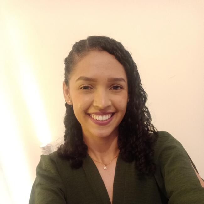 Babysitter in Manaus: Ester