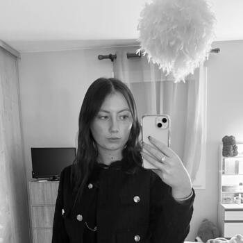 Babysitter Verrières-en-Forez: Lilou