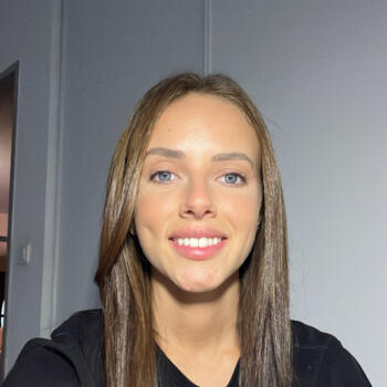 Babysitter in Velaux: Justine