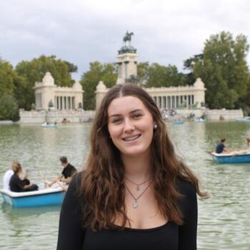 Babysitter in Alicante: Candela