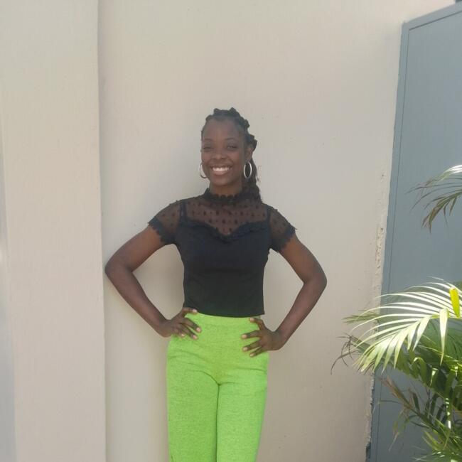 Babysitter in Santo Domingo Este: Rose-Carmelle