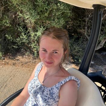 Babysitter in Worcester: Freya lola