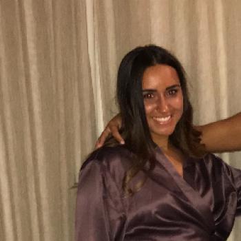 Babysitter in Courbevoie: Nina