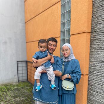 Babysitting job in Garut (Kabupaten Garut): babysitting job Shofi
