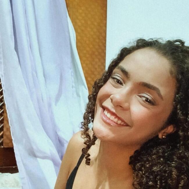 Babysitter in Vila Velha: Jhulia