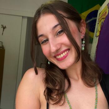 Babysitter in Curitiba: Amabilly