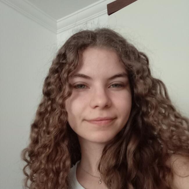 Babysitter in Maringá: Beatriz