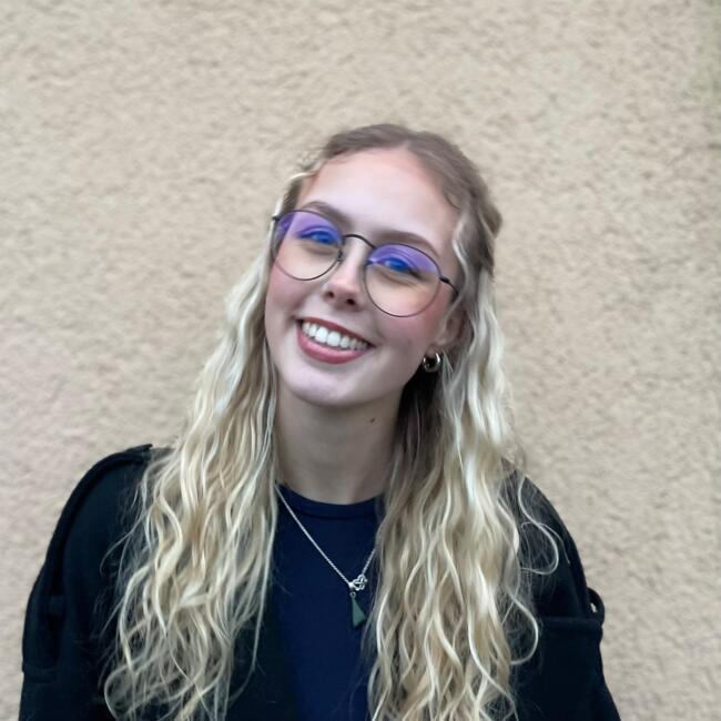 Babysitter in Whangarei: Alina