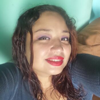 Babysitter San Salvador: Yasmin