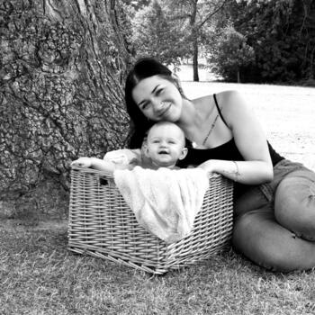 Babysitter Verviers: Elya