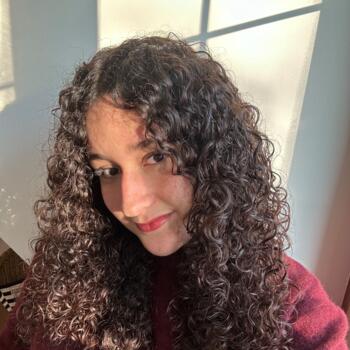 Babysitter in Saint-Éloi: Laura