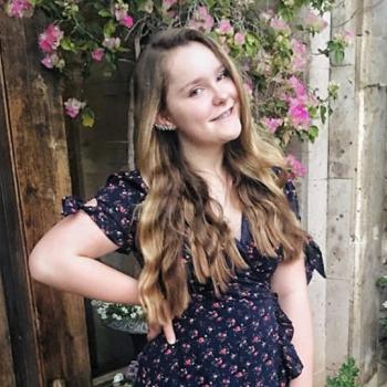 Babysitter Carlsbad: Olivia