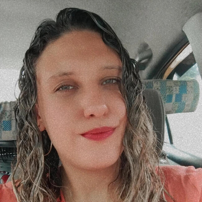Babysitter in Duque de Caxias: Camila