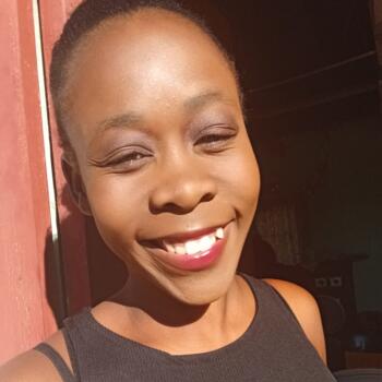 Babysitter Pretoria: Violet