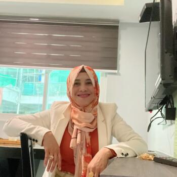 Babysitter in Riyadh: Nur