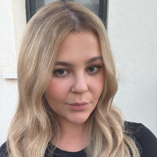 Babysitter in Valras-Plage: Amandine