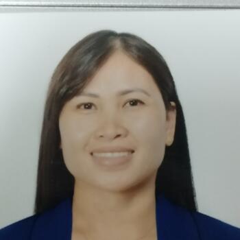 Babysitter in Doha: Heidi