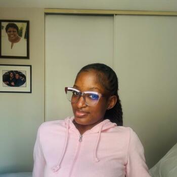 Babysitter in Mersch: Serena