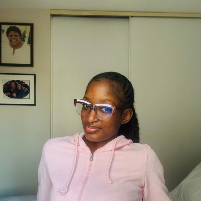 Babysitter in Mersch: Serena