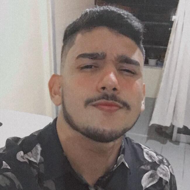 Trabalho de babysitting em Braga: Lucas