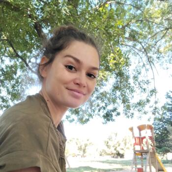 Babysitting job in Laudun-lArdoise: babysitting job Lolita