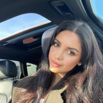 Babysitter in Gistel: Donika