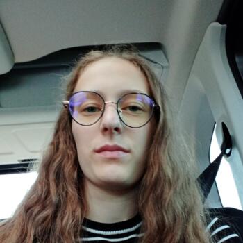 Babysitter in Saint-Brice (Pays de la Loire): Sophie marie