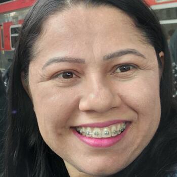 Babysitter Franco da Rocha: Iza Ribeiro