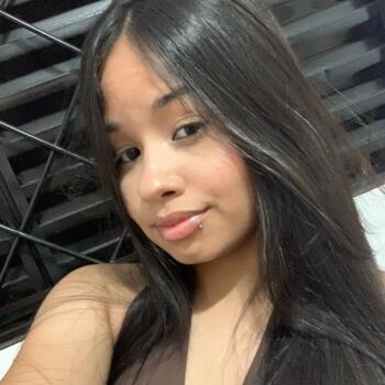 Babysitter in Campo Grande: Giovana