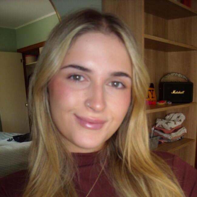 Babysitter in Esposende: Sofia