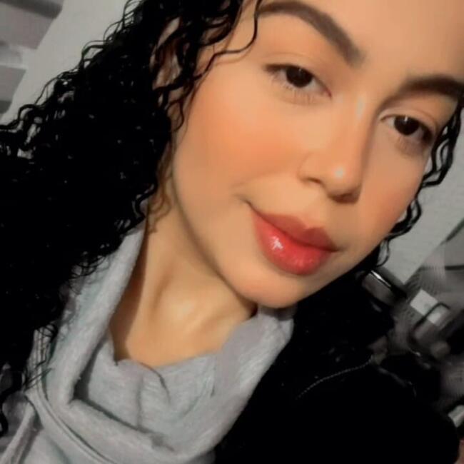 Babysitter in Curitiba: Millena
