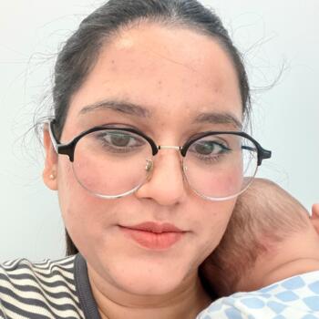 Babysitting job in Nuneaton: babysitting job Harmanpreet