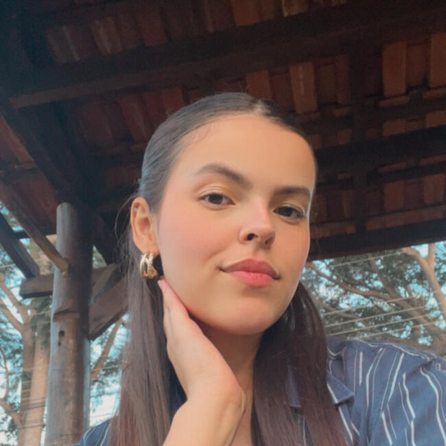 Emprego de babá em Foz do Iguaçu: Luanna