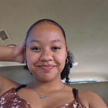 Babysitter in Mossel Bay: Aaliyah