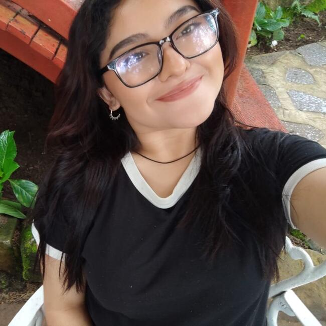 Babysitter in San Salvador: Alison Tatiana