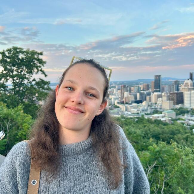 Babysitter in Villeneuve-d'Ascq: Suzanne