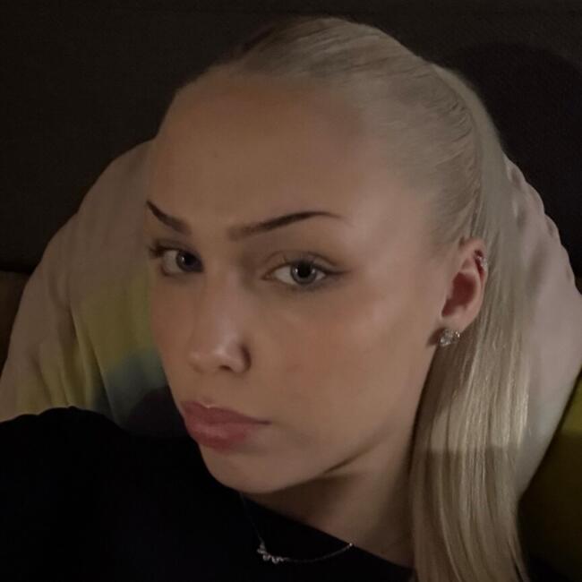 Babysitter in Tallinn: Annabel