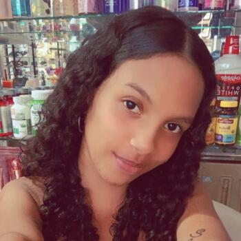 Babysitter in Guanaja: Keydi