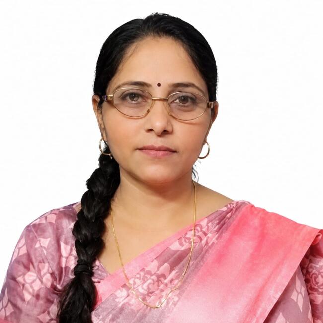 Babysitter in Raipur: Mamta