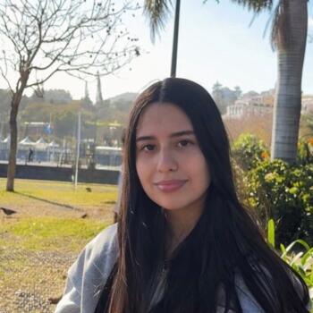 Babysitter in Funchal: Leonor