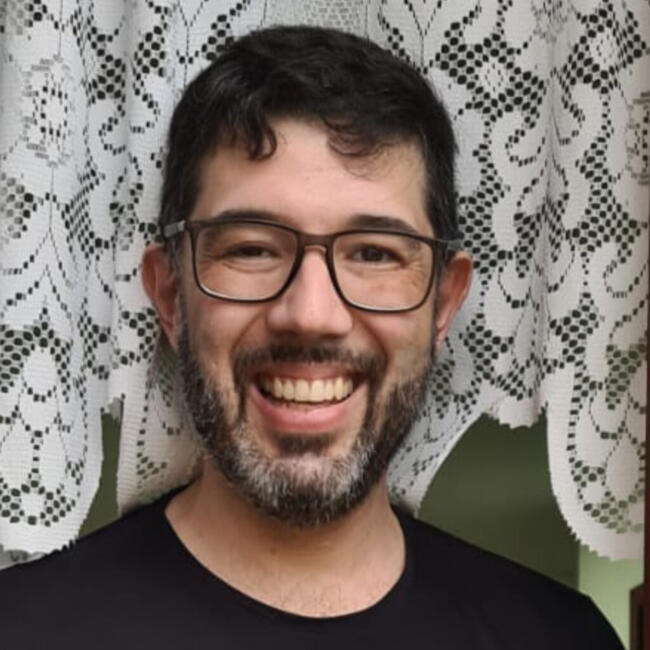 Babysitting job in Porto Alegre: Fernando