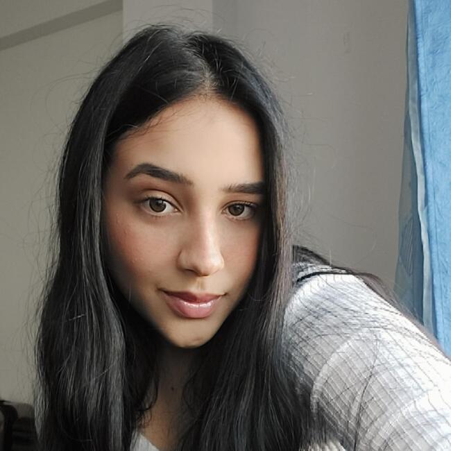 Babysitter em Castelo Branco: Tiffany