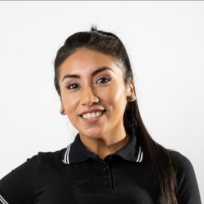 Babysitter in Esplugues de Llobregat: Delia carmen