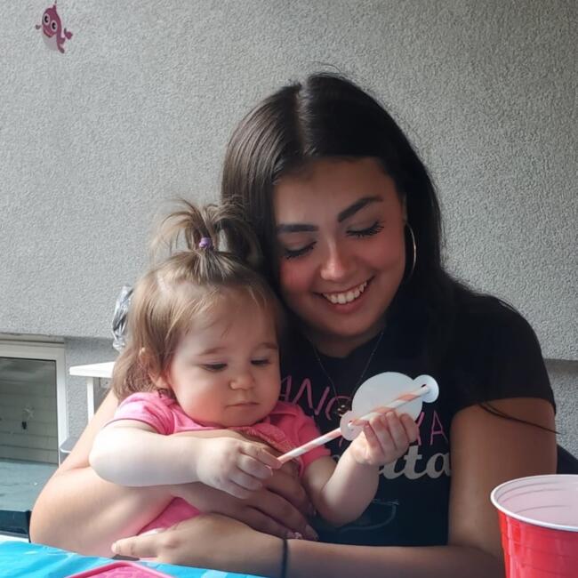 Babysitter in Oshawa: Brenna