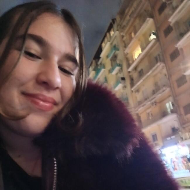 Babysitter στην περιοχή Περαία: Konstantia