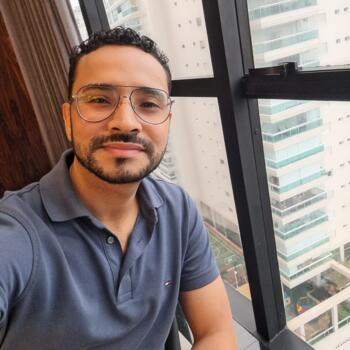 Emprego de babá em Cambé: emprego de babá Andrew