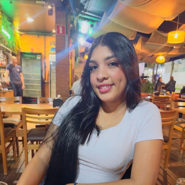 Babá em Votorantim: Rosa Andreina