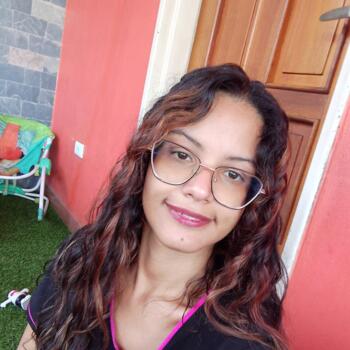 Niñera en Maracay: Typhany