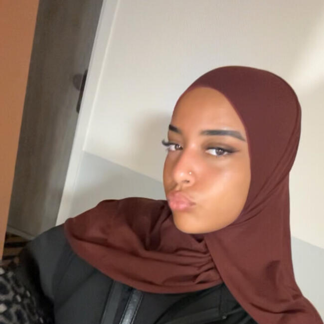 Babysitter in Colombes: Ayaa